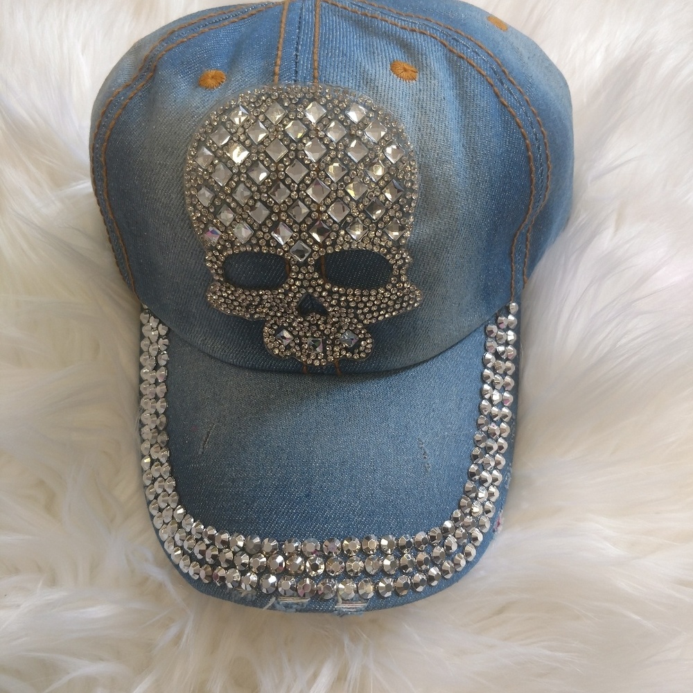 Skull Rhinestone Embellished Cap